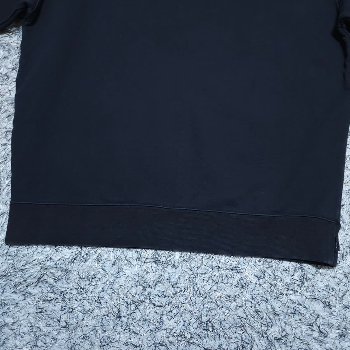 커버낫) L 남자 검정 맨투맨티셔츠 / 왕눈이샵 상품이미지5