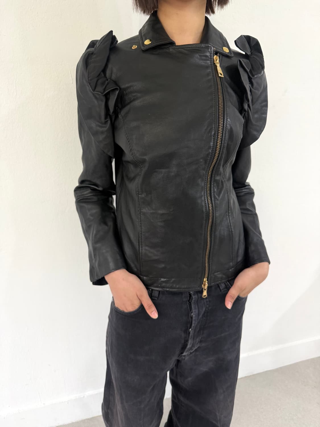 모스키노 프릴 숄더 램스킨 라이더 자켓 상품이미지2