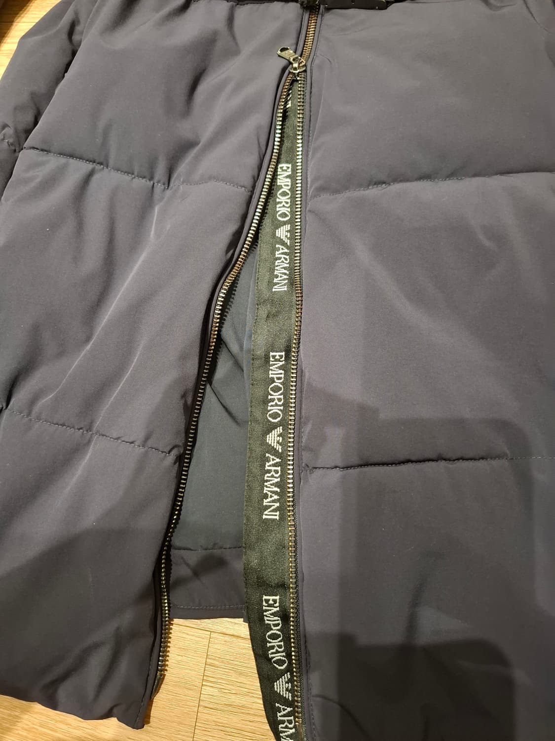 아르마니 패딩 55 방수기능 상품이미지6