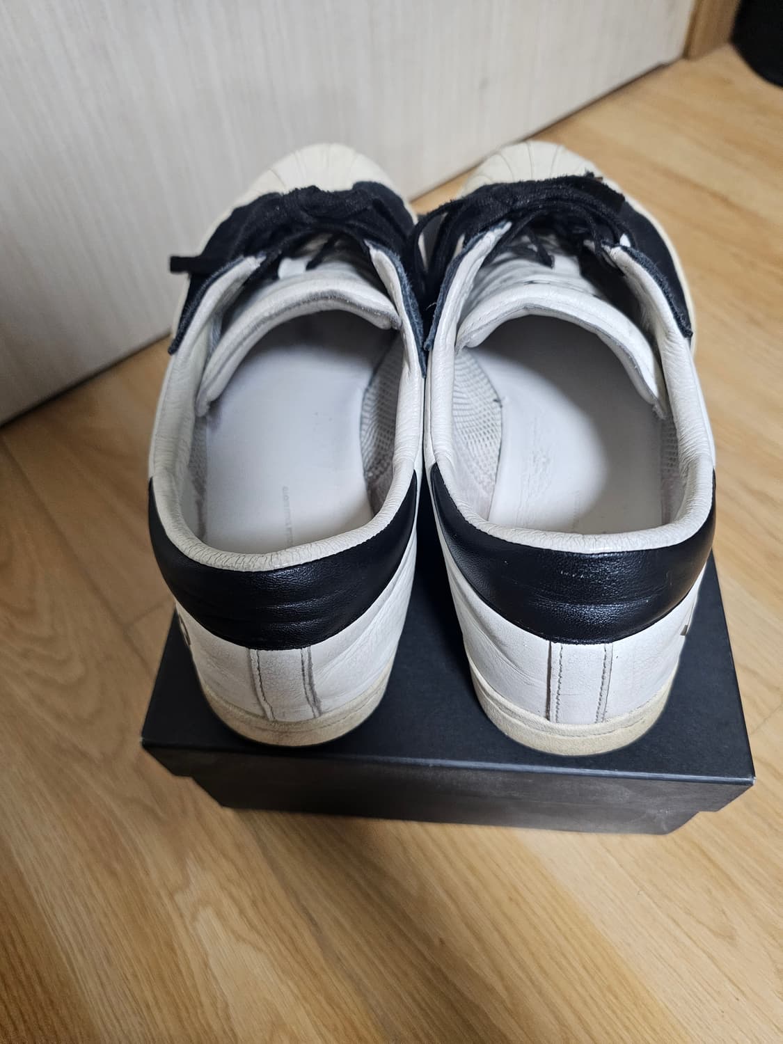 요지스타 검흰 44(285) 상품이미지3