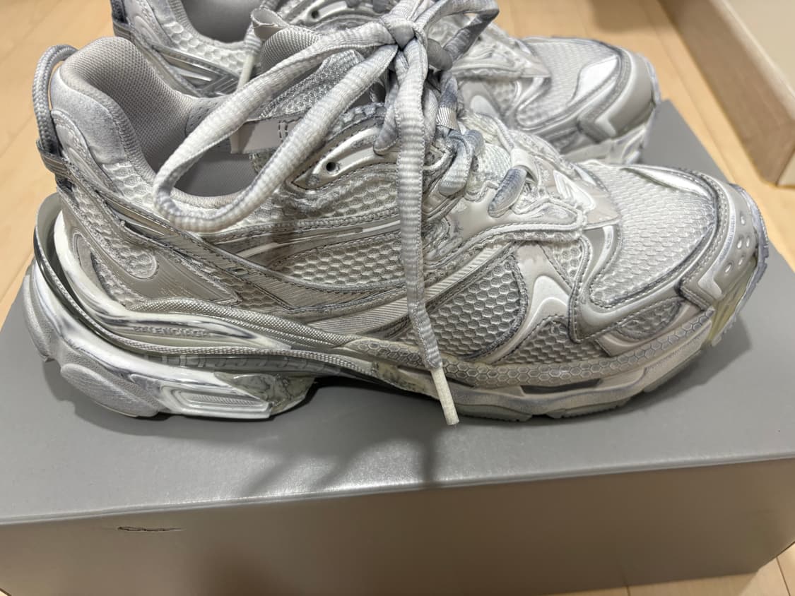 발렌시아가 러너 2.0 화이트 실버 그레이 43 상품이미지4