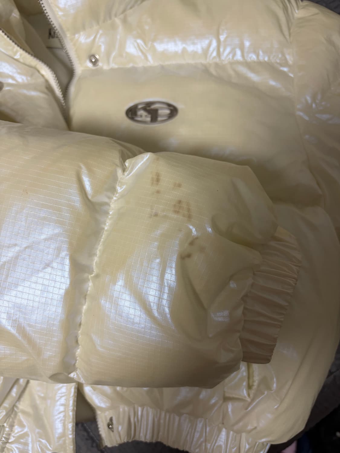 카키포인트 숏패딩 아이보리 상품이미지3