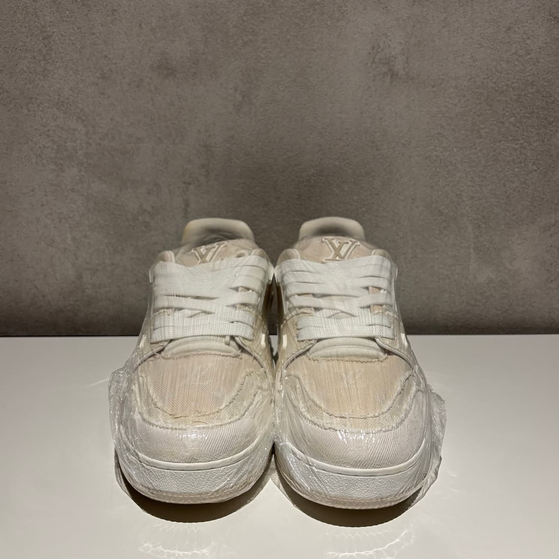 루이비통 모노그램 데님 트레이너 상품이미지3