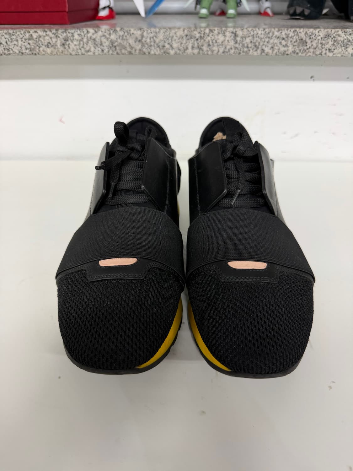 정품) 발렌시아가 레이스 러너 스니커즈 40 상품이미지1