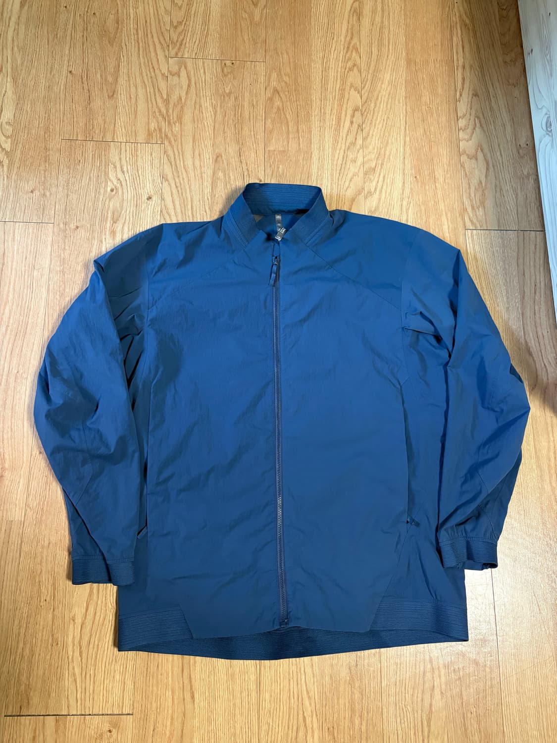 아크테릭스 베일런스 네미스  상품이미지1