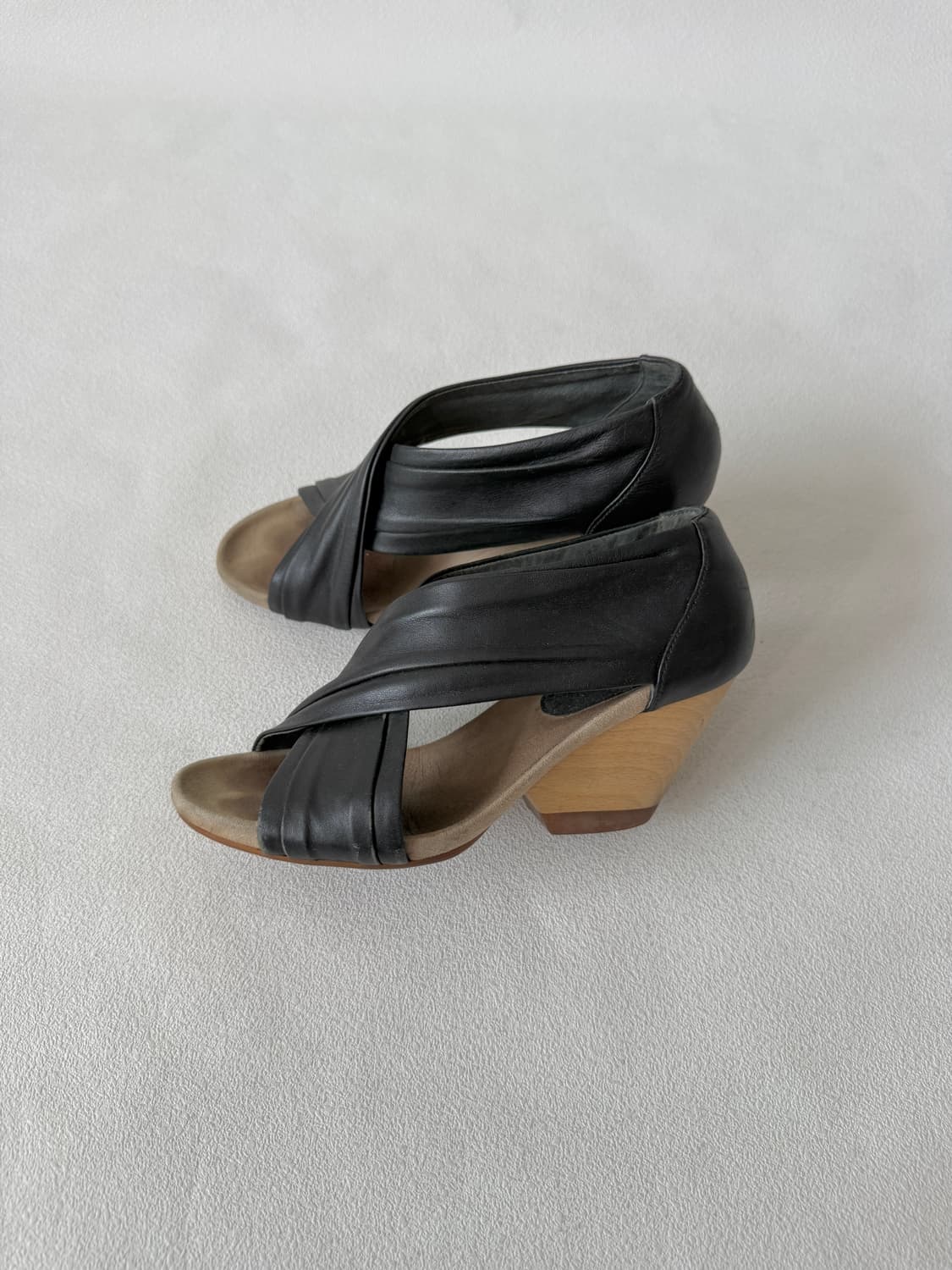 [EU36]캠퍼(CAMPER) 레더 우드굽 웨지힐 상품이미지1