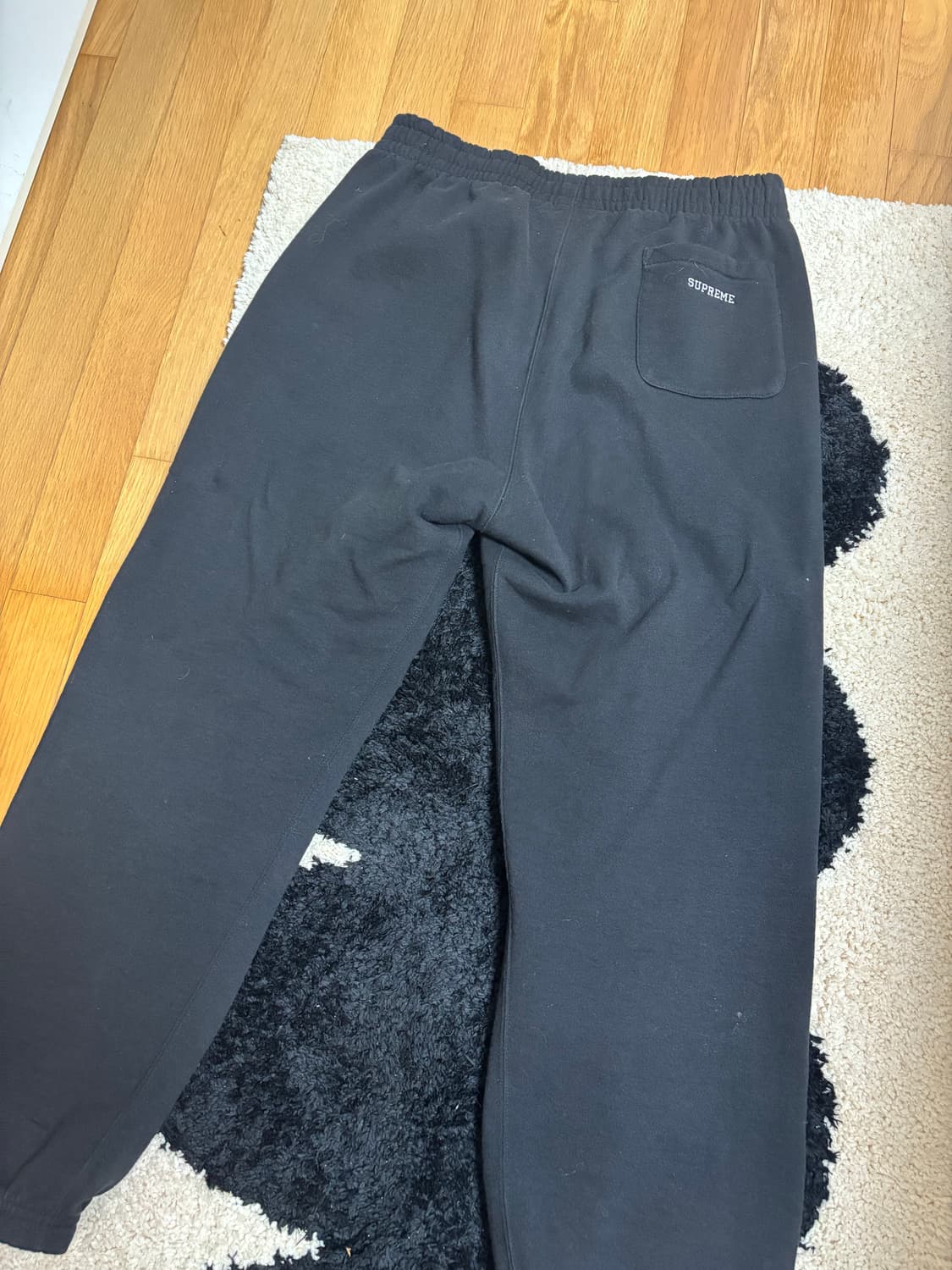 슈프림 S로고 스웻팬츠 25SS L사이즈 판매합니다 상품이미지2
