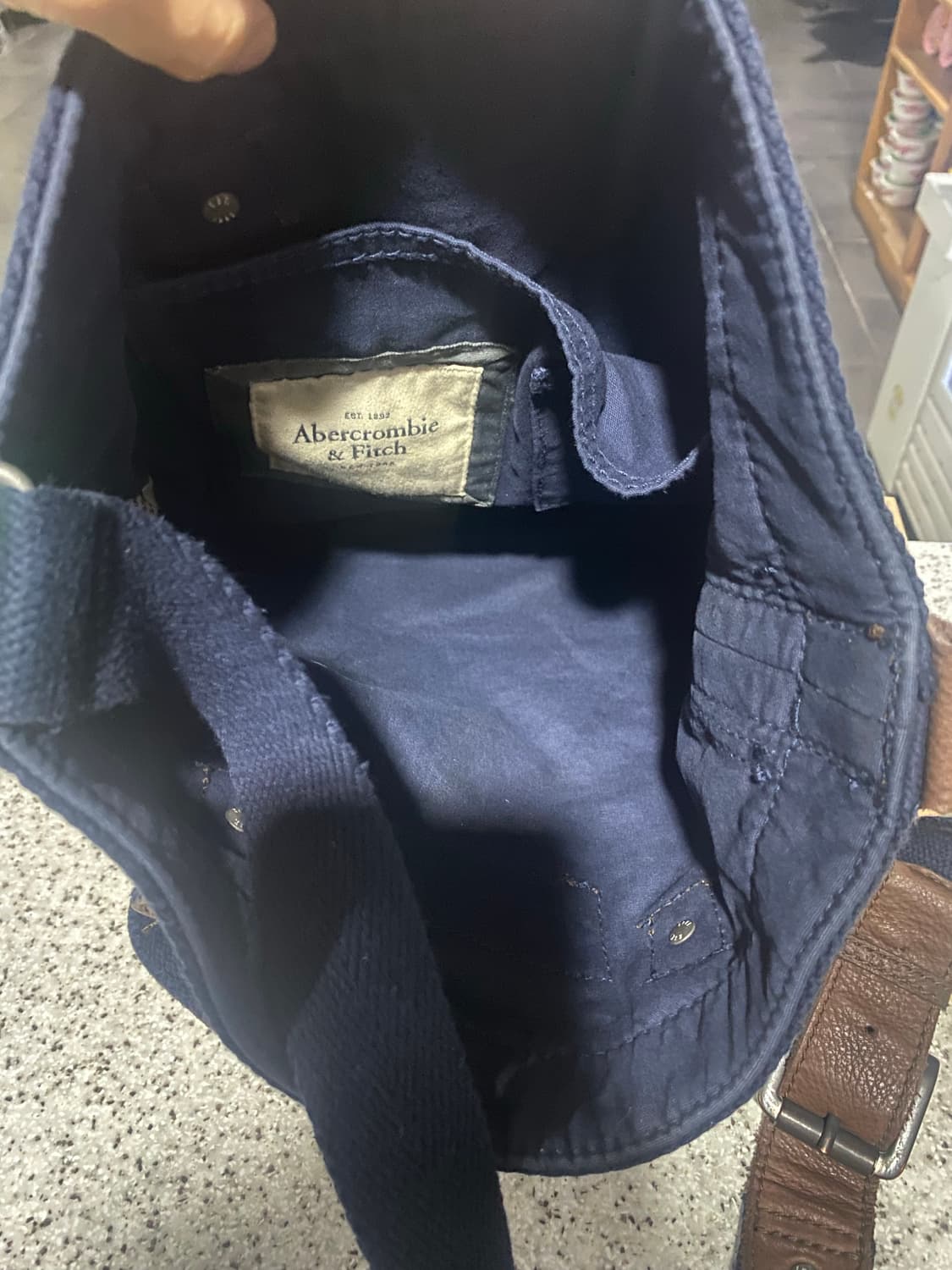 아베크롬비 가죽 배색 패브릭 가방 상품이미지8