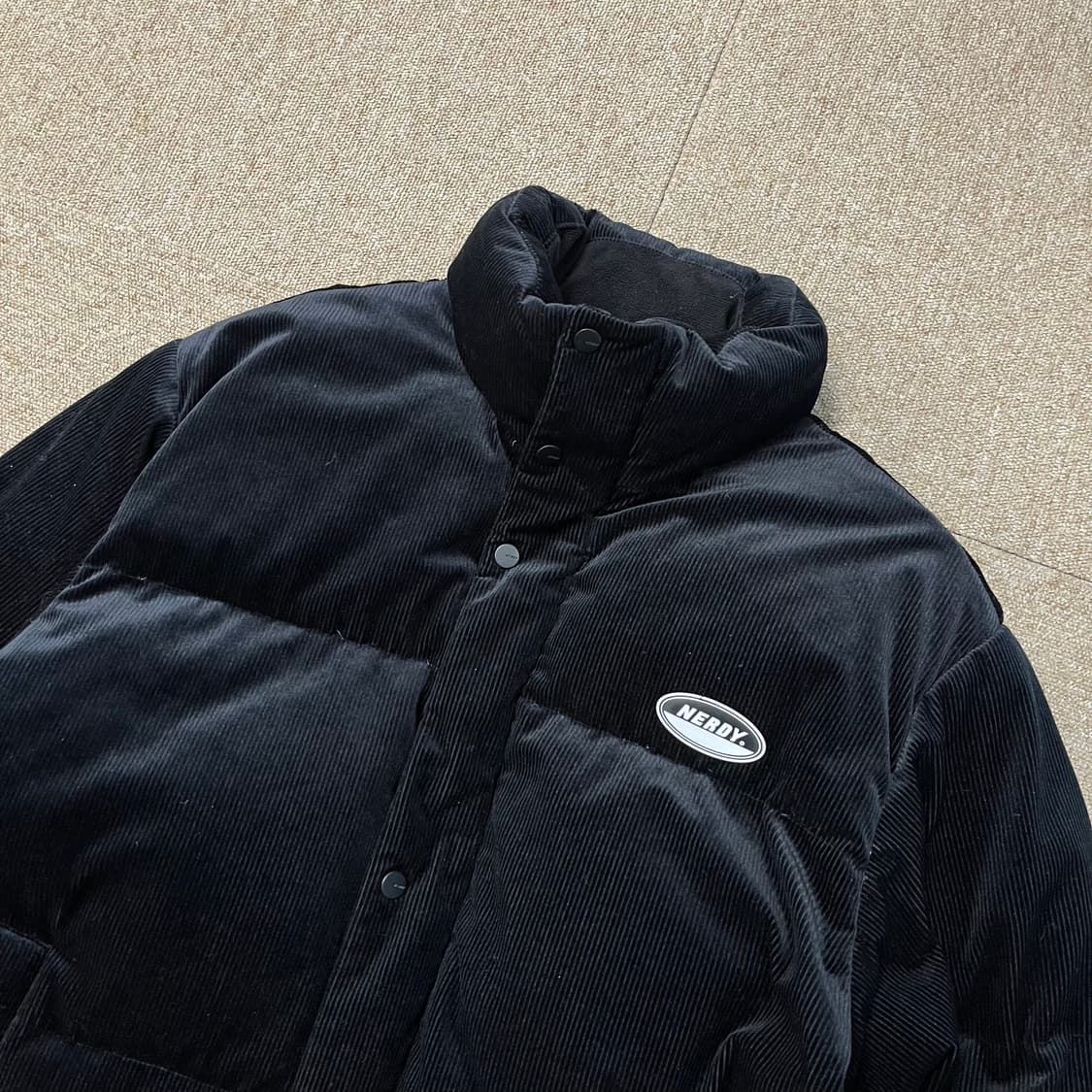  널디 코듀로이 덕다운 패딩 상품이미지3