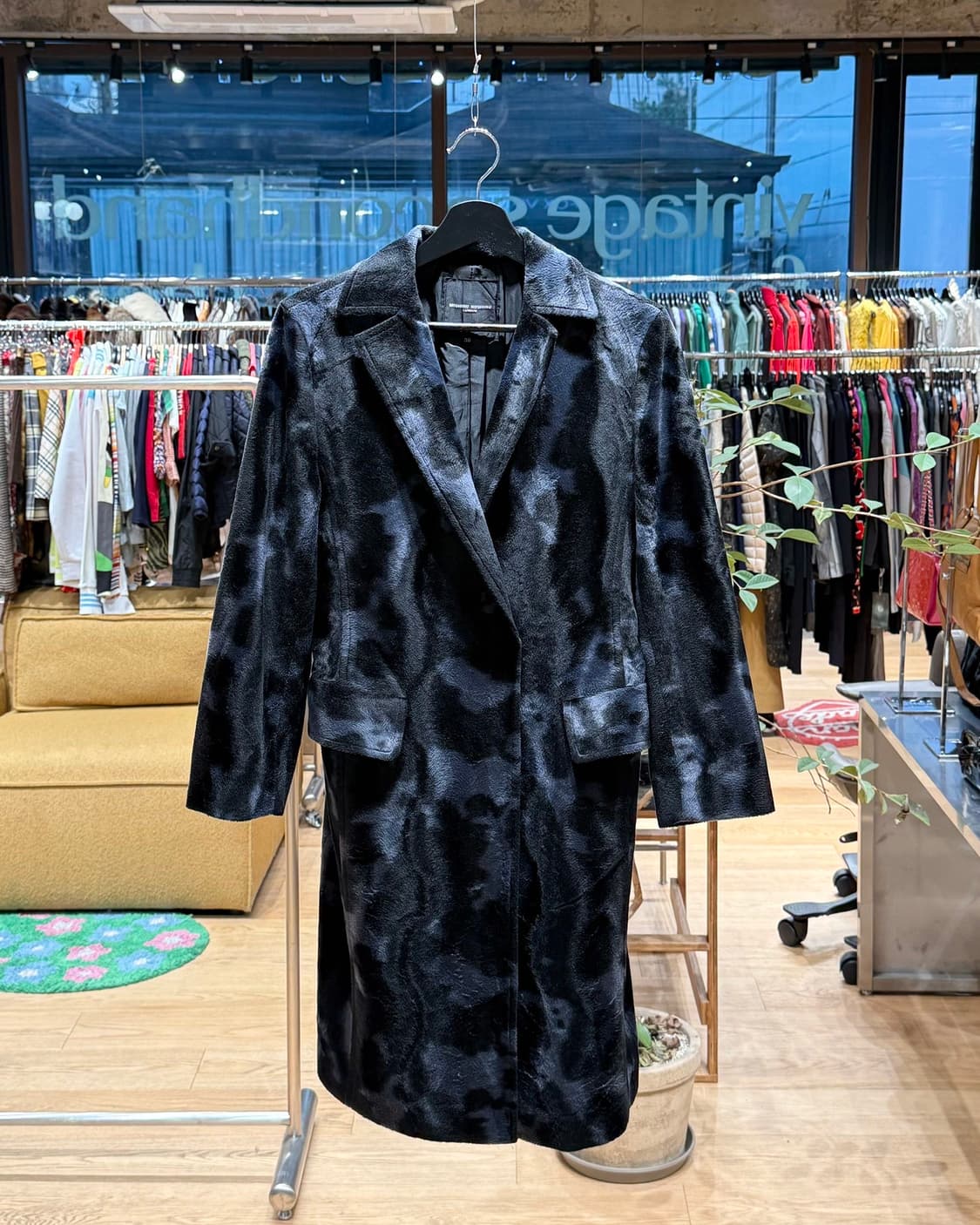 미치코 코시노 블루 블랙 카모플라쥬 코트  상품이미지1