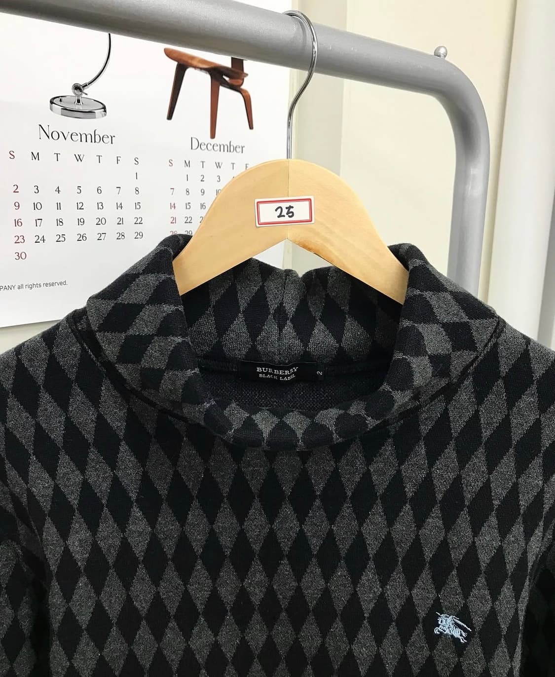 버버리 로고 아가일 터틀넥 긴팔티 상품이미지2