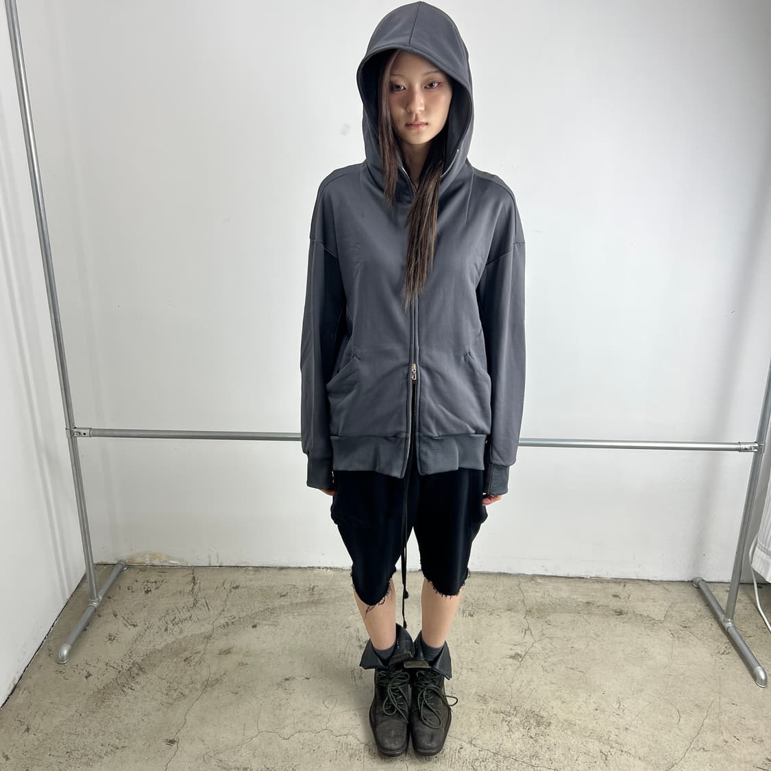 어태치먼트 나일론 커버드넥 후드 집업 상품이미지3