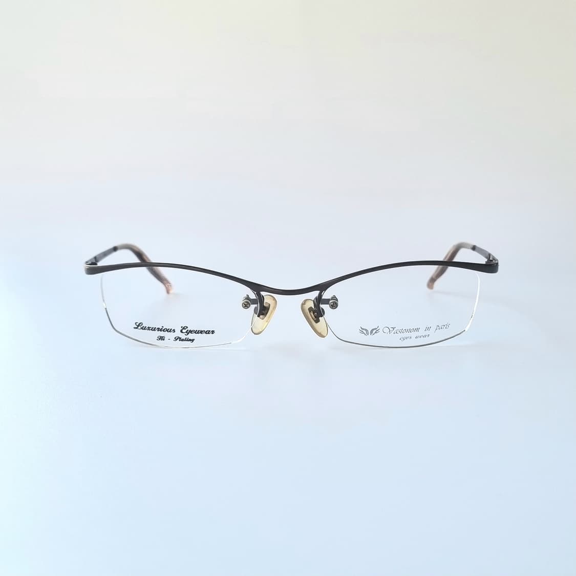 데드스탁 레트로 반무테st 포인트무테 안경테  587 상품이미지1
