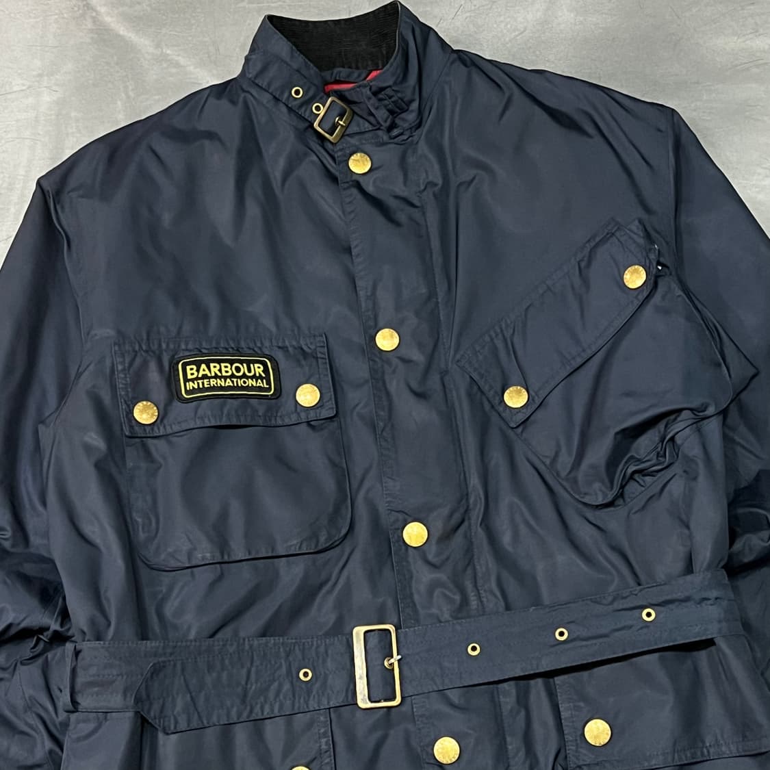  바버 인터네셔널 벨티드 자켓 y14743 상품이미지3