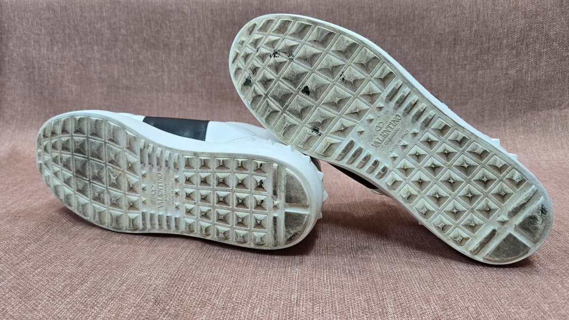 발렌티노 정품 250mm-  화이트 스니커즈 블랙 로고/스화이트 컬러 타 상품이미지6