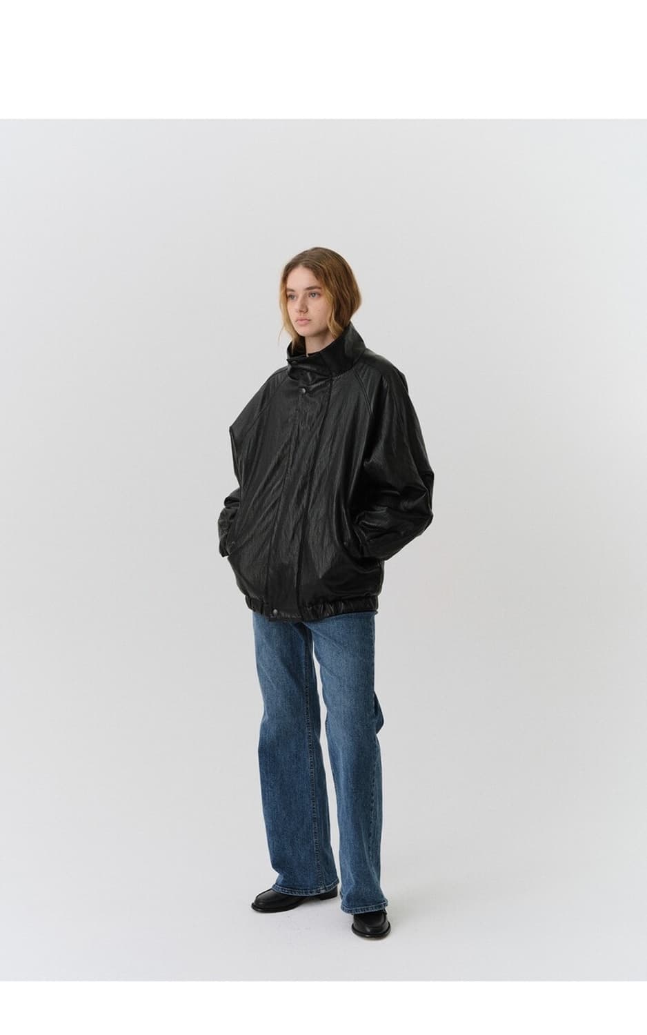 Letter Evon leather jumper 레터 하이넥 레더 자켓 상품이미지3