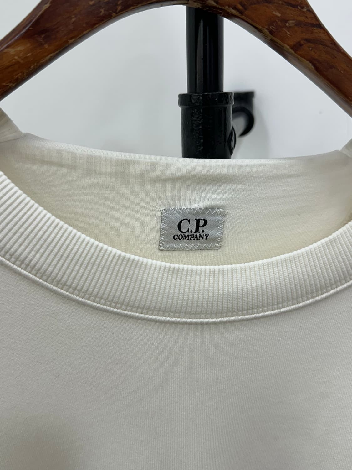 cp컴퍼니 맨투맨 상품이미지7