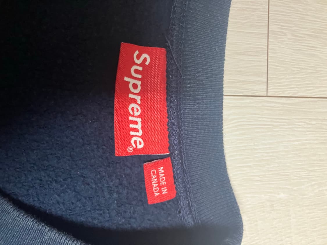 슈프림 18fw 박스로고 크루넥 맨투맨 네이비 상품이미지2