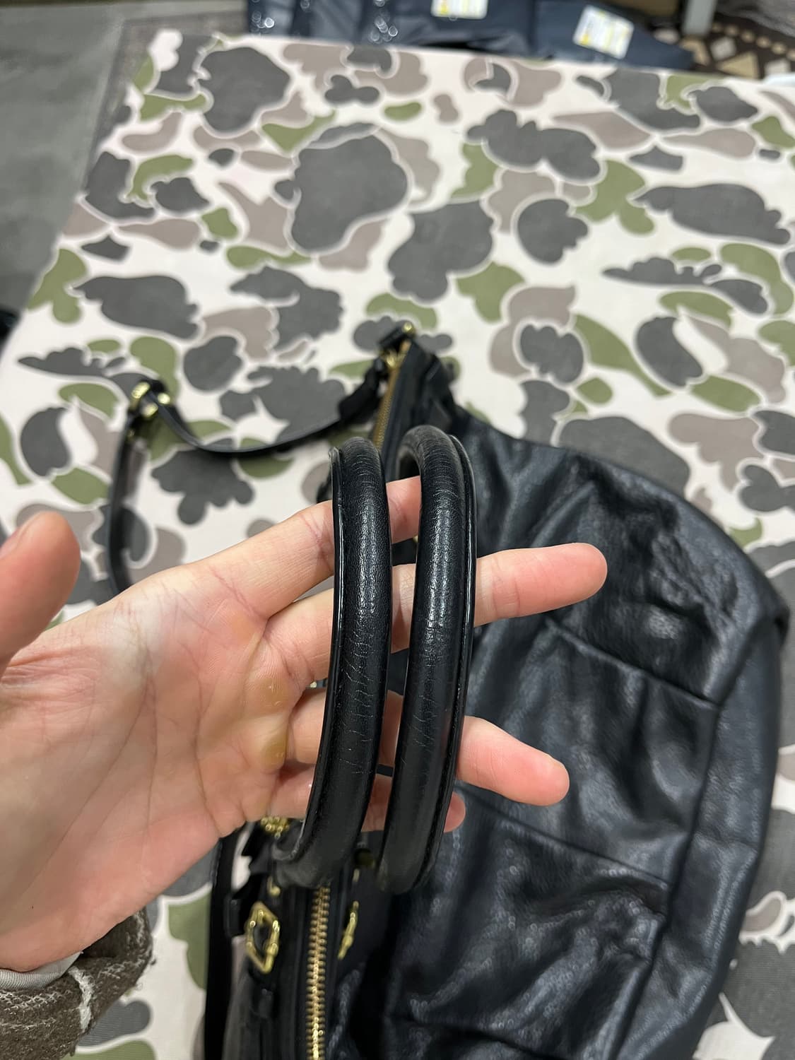 COACH 코치 매디슨 레더 린지 사첼백 상품이미지4