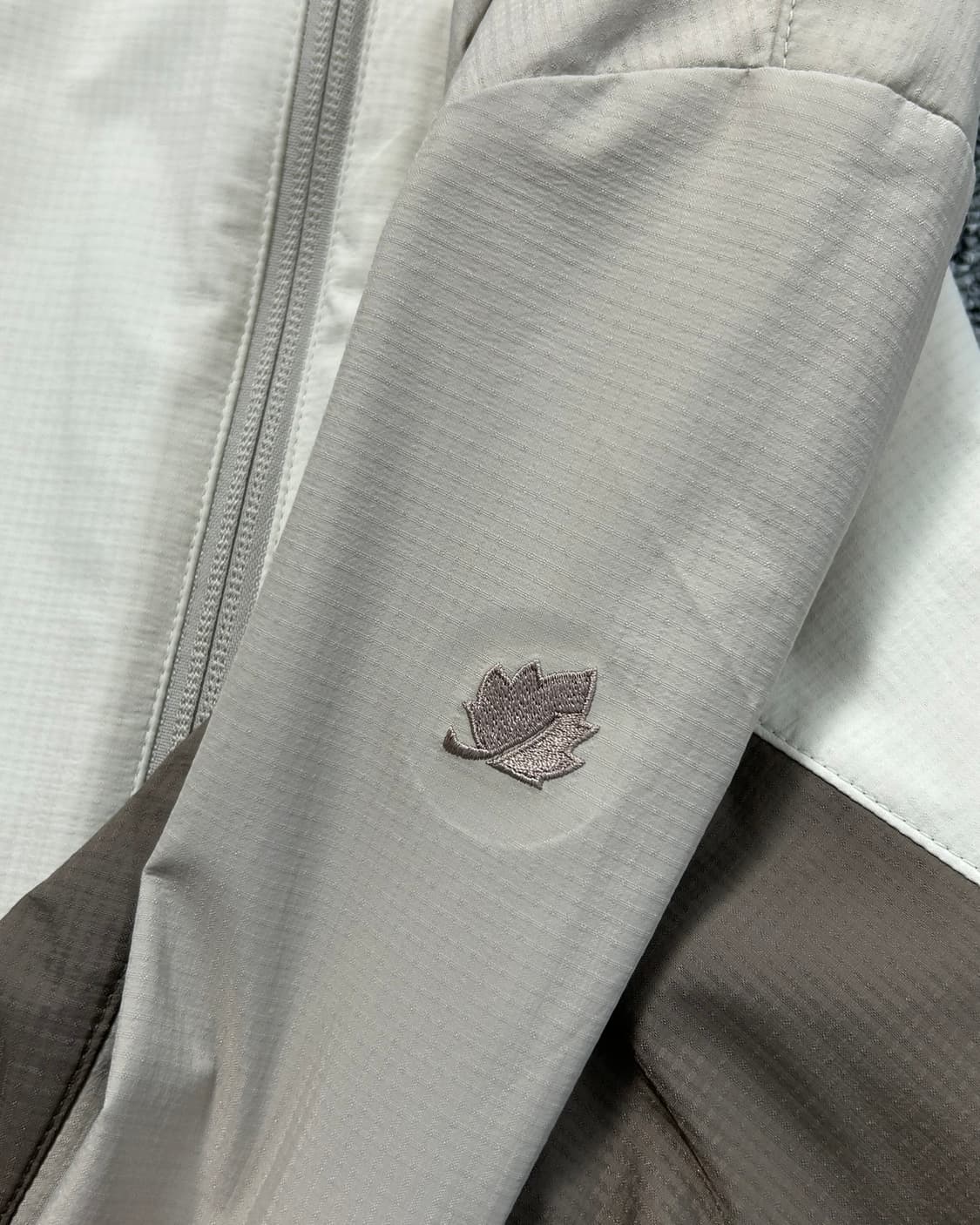 라푸마 베이지 윈드스토퍼 바람막이 상품이미지5