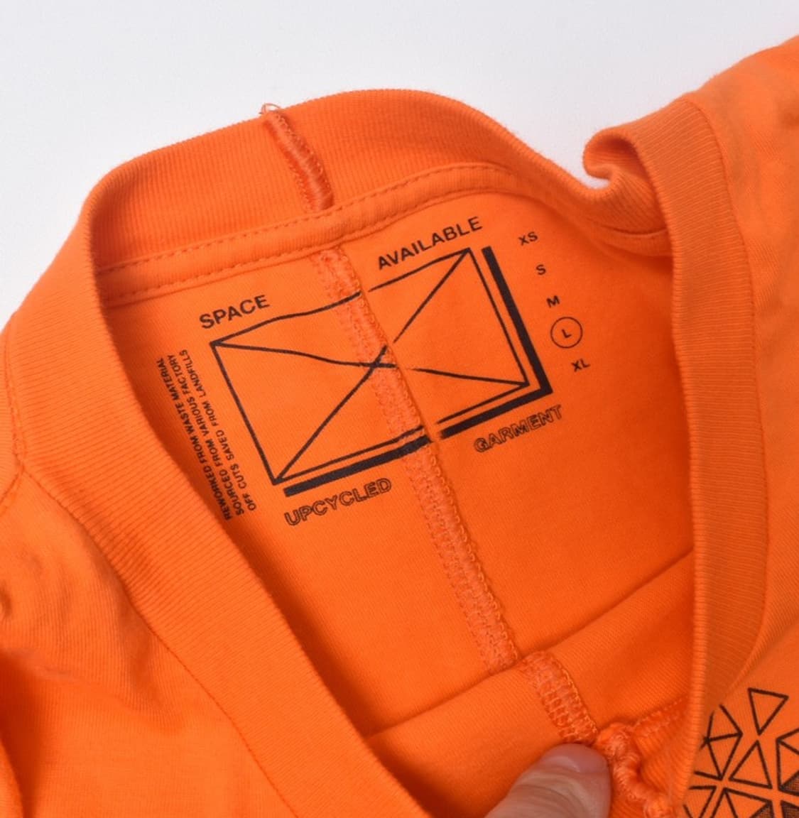 스페이스 어베일러블 소매 프린팅 긴팔 슬리브 티셔츠 L  상품이미지2