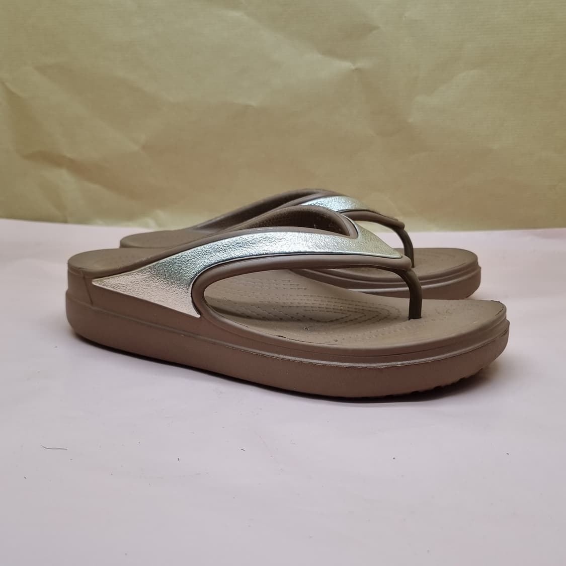 크록스 바야밴드 플립 여성슬리퍼 230 상품이미지1