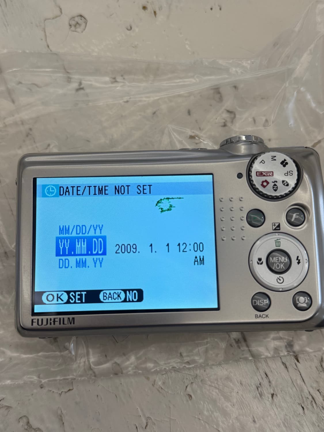 후지필름 파인픽스 f70 exr 디카 실버색상 판매합니다 상품이미지2