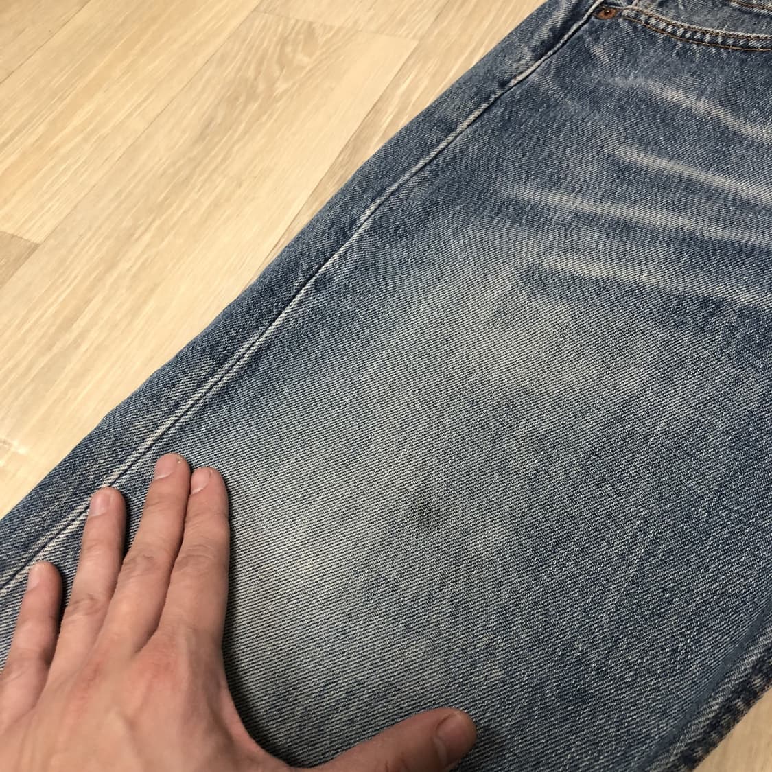 (28) 90's 리바이스 501 미국제 스트레이트핏 워시드 연청 데님 상품이미지3