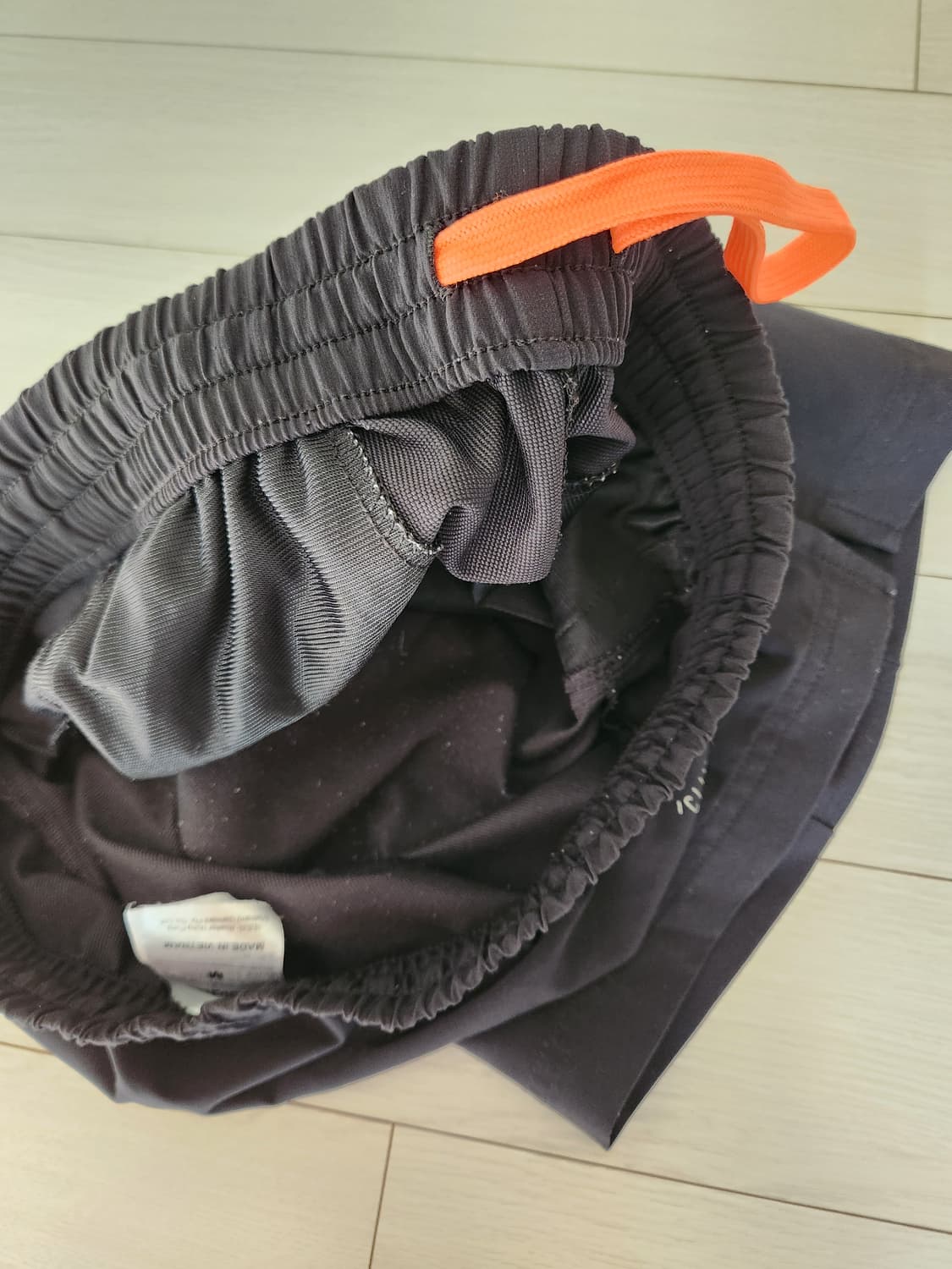 아디다스 숏팬츠 러닝 반바지 m fac short 사이즈M

오염 하자없 상품이미지4