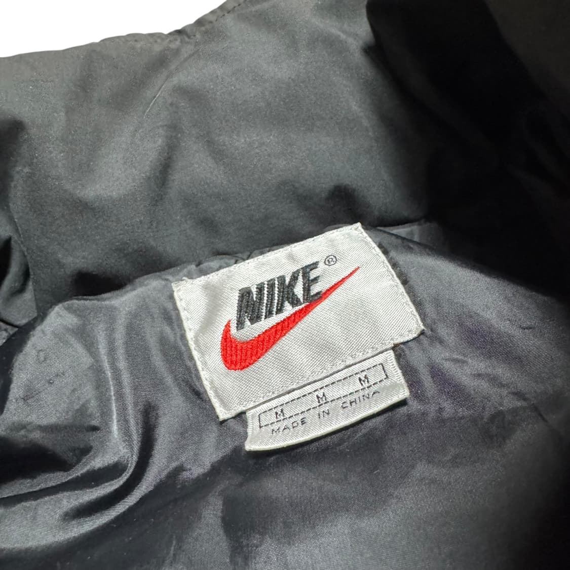 나이키 블랙 덕다운 패딩 상품이미지5