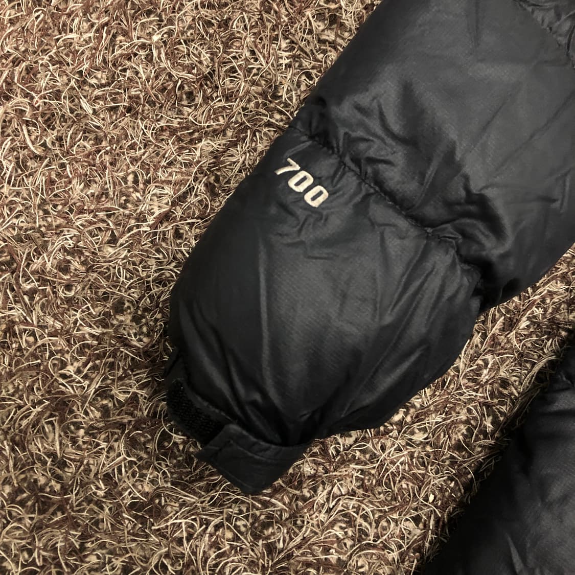 노스페이스 눕시700 구스다운 블랙 패딩 상품이미지3