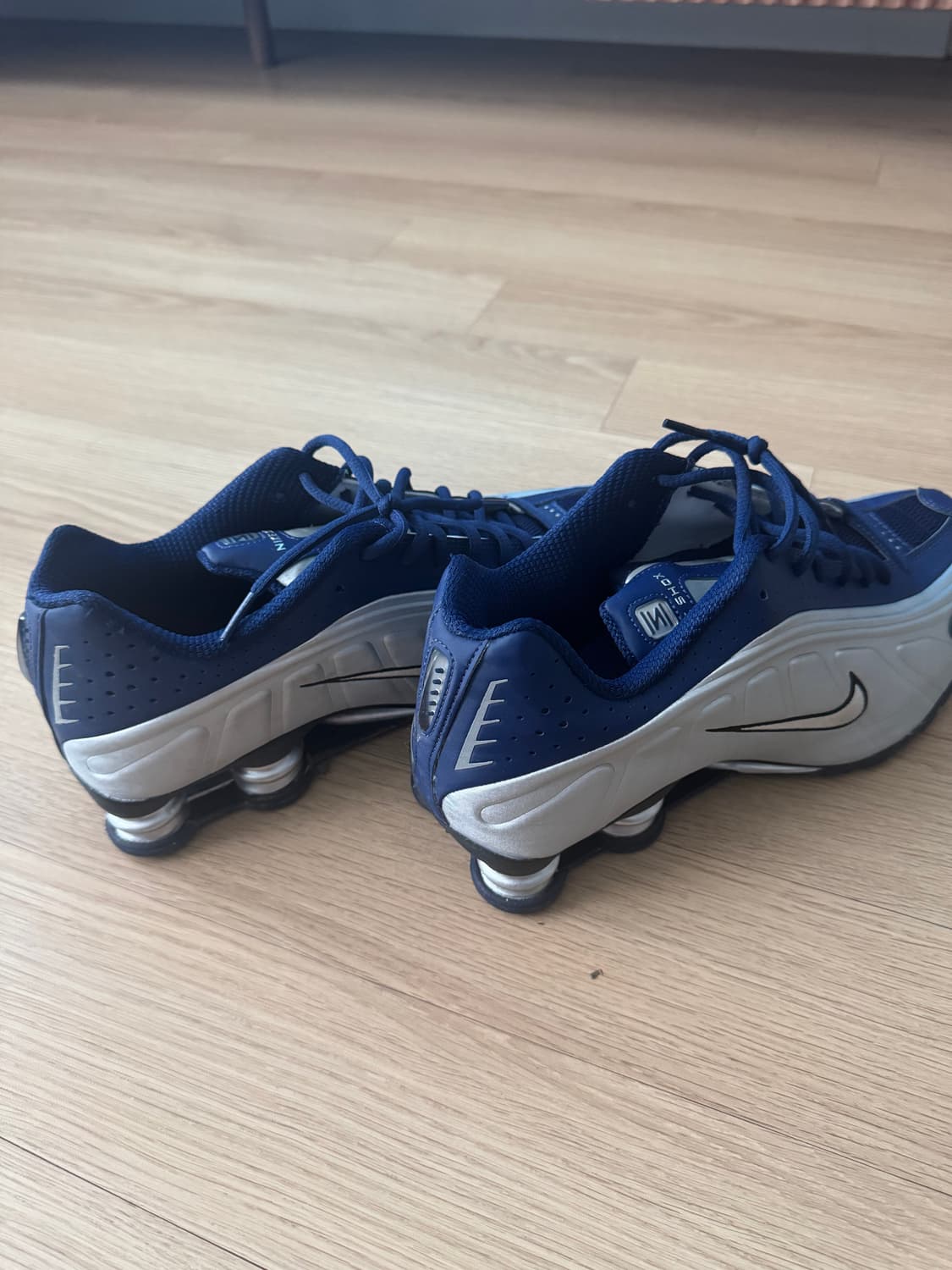 나이키 샥스 네이비 실버 285 상품이미지4