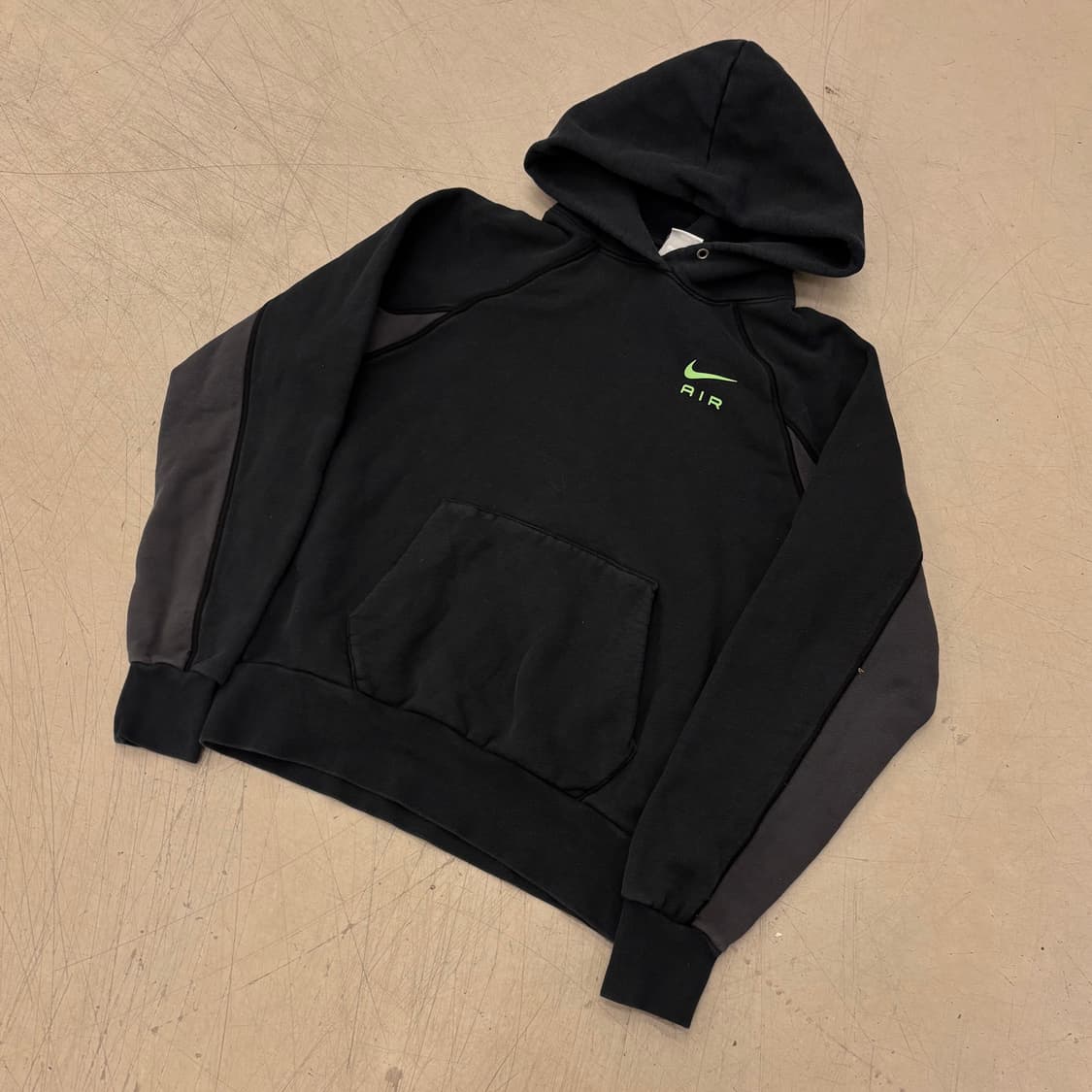 나이키 에어 스몰로고 배색 후드티 상품이미지1