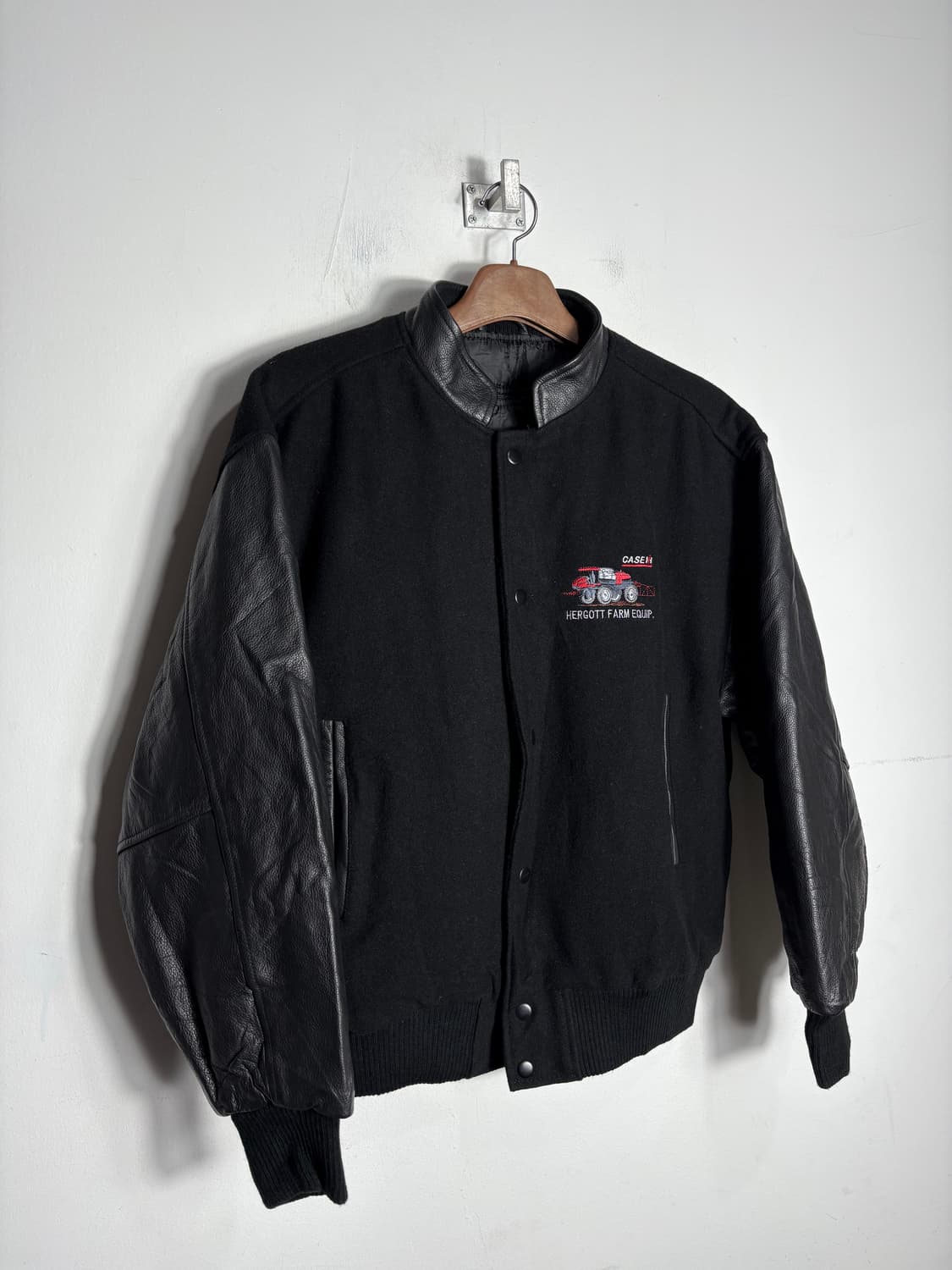 Canada sports wear 캐나다 스포츠웨어 울 바시티 자켓 상품이미지1