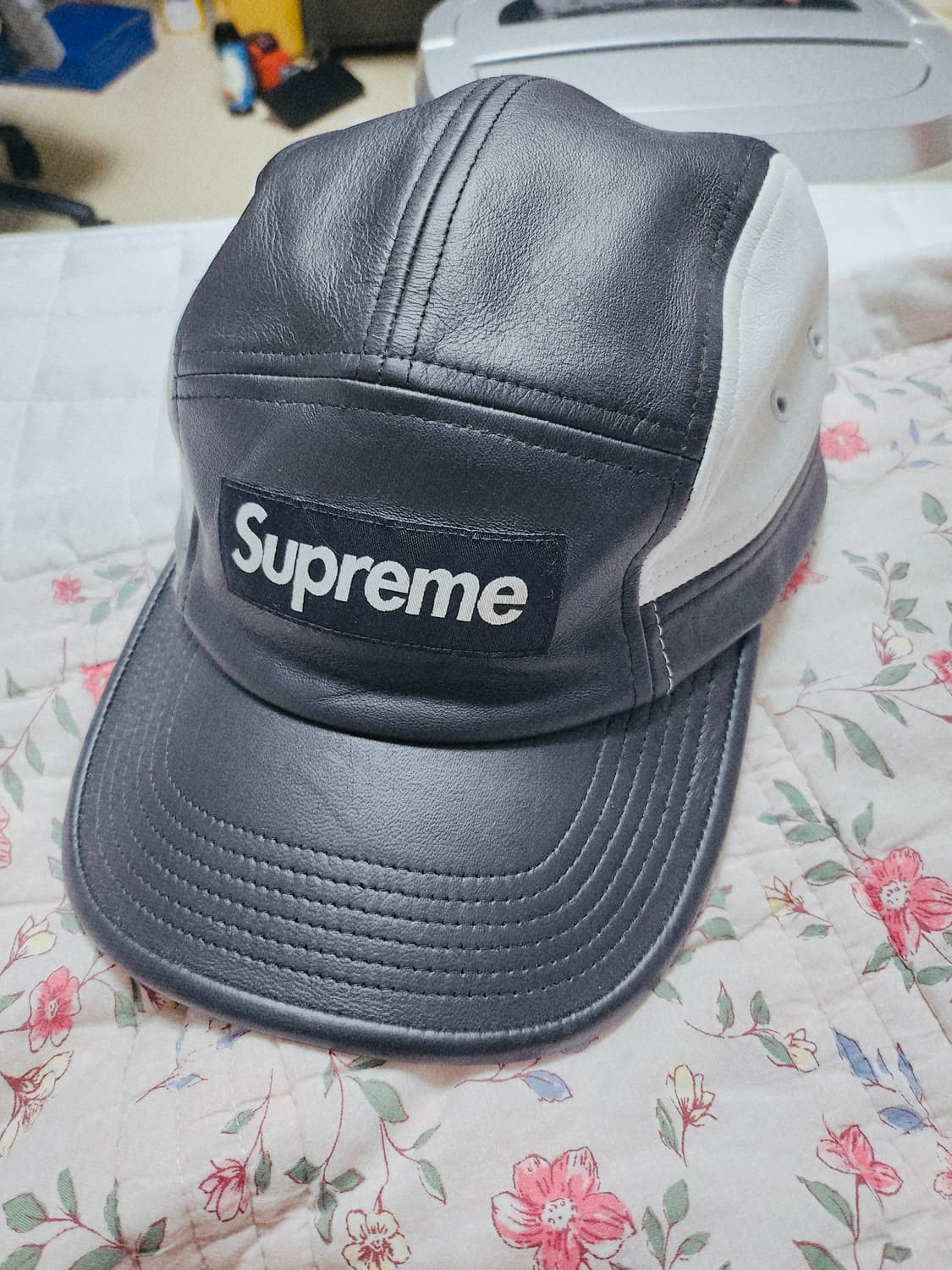 슈프림 레더캠프캡 상품이미지1