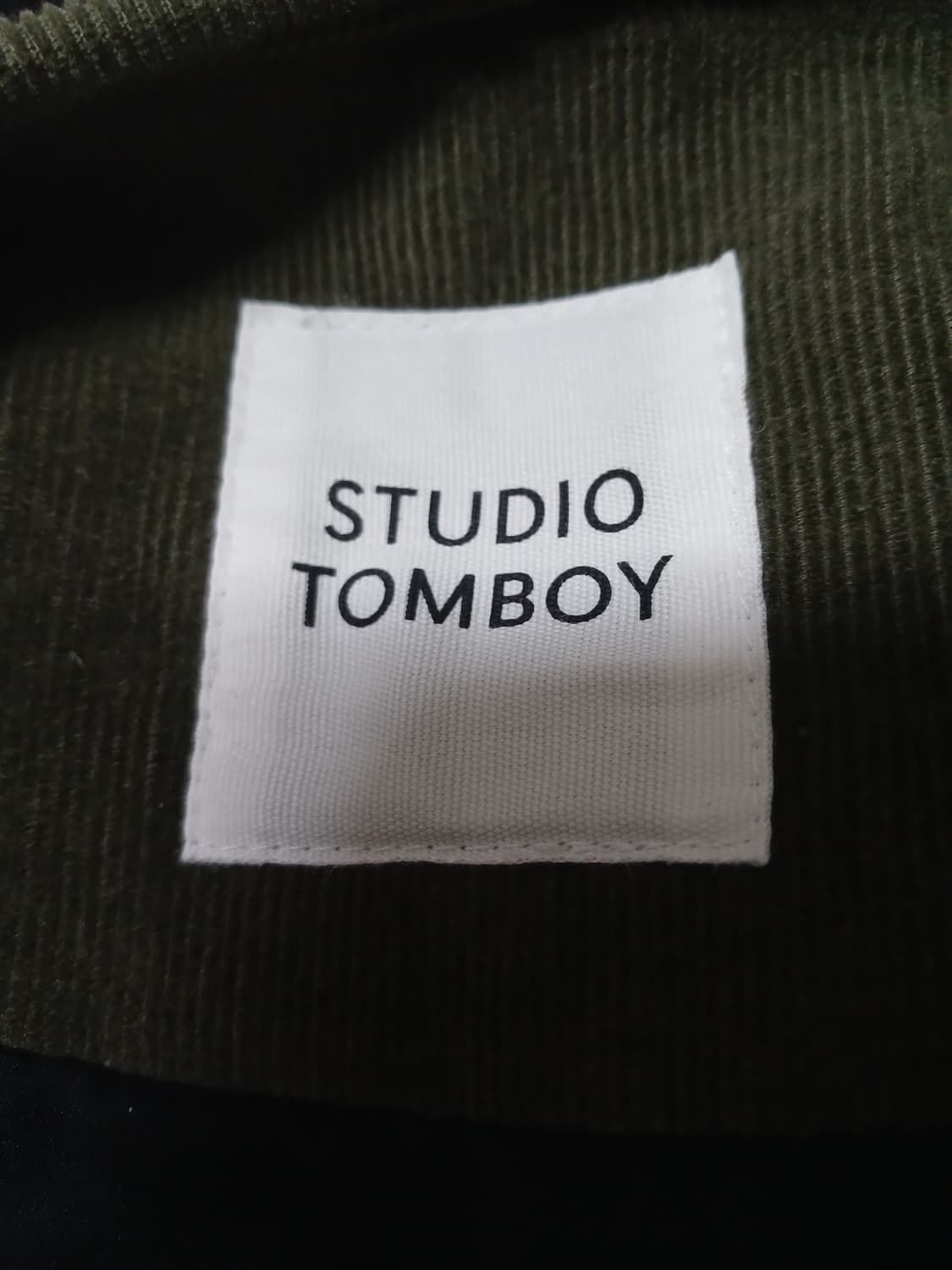 (F,실측 105) 스튜디오 톰보이 여성 뽀글이 부클 가디건 상품이미지8