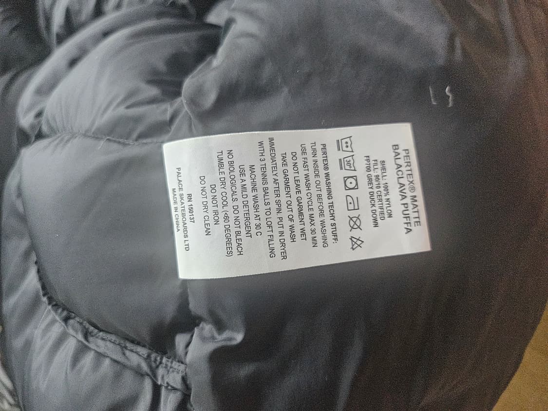 팔라스 퍼텍스 매트 발라클라바 푸파 블랙 (23FW) 상품이미지4