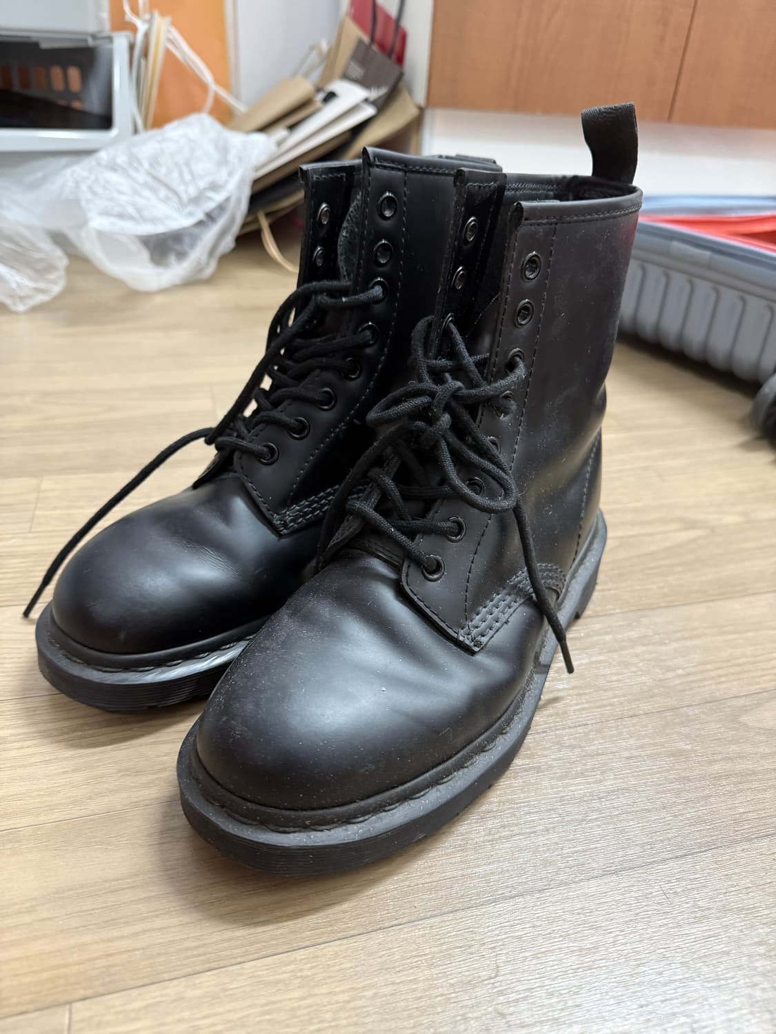 닥터마틴 1460모노 8홀 무광 블랙 상품이미지4