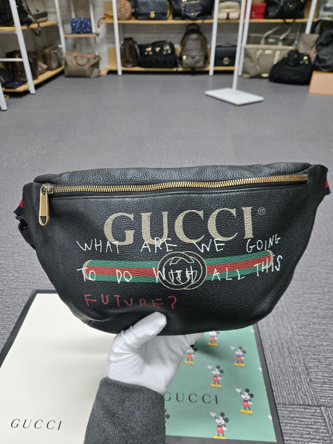 [특가][정품]구찌 띠로고 힙색 상품이미지2