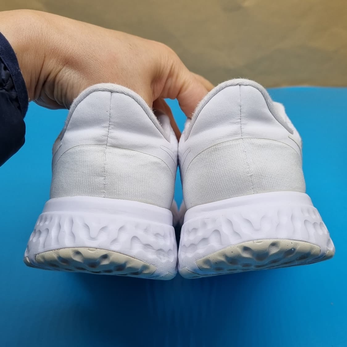 나이키 레볼루션5 운동화250. 상품이미지4