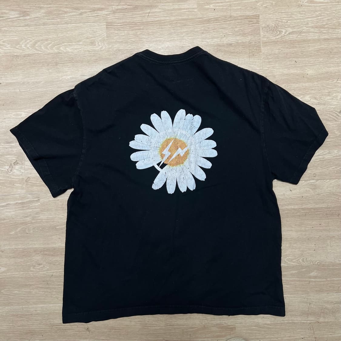 피스마이너스원 피마원 데이지 빅로고 반팔 티셔츠 [블랙] 2XL/110 상품이미지5