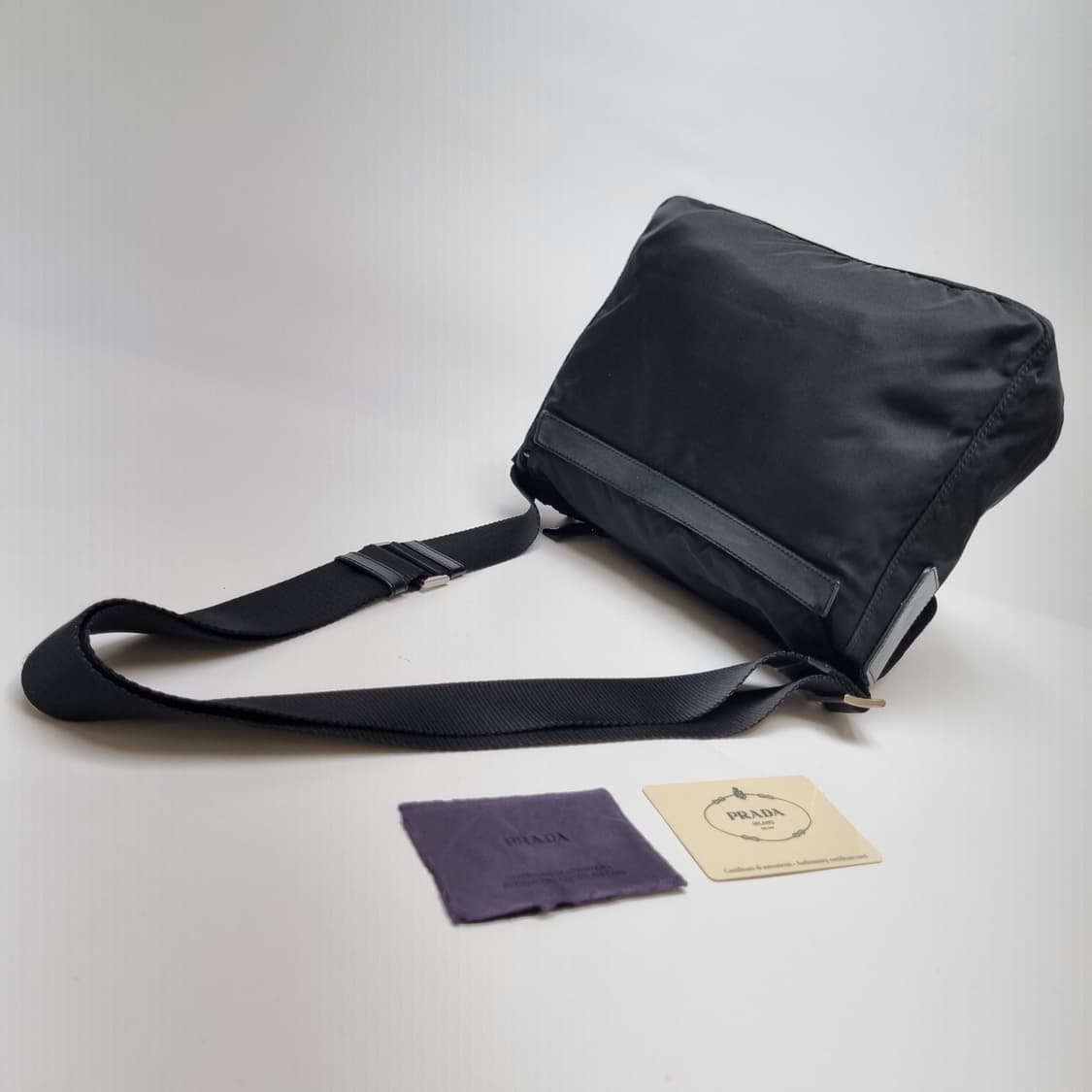 프라다 PRADA 나일론 크로스백 메신저백(신형, 개런티카드, 남여공용) 상품이미지6