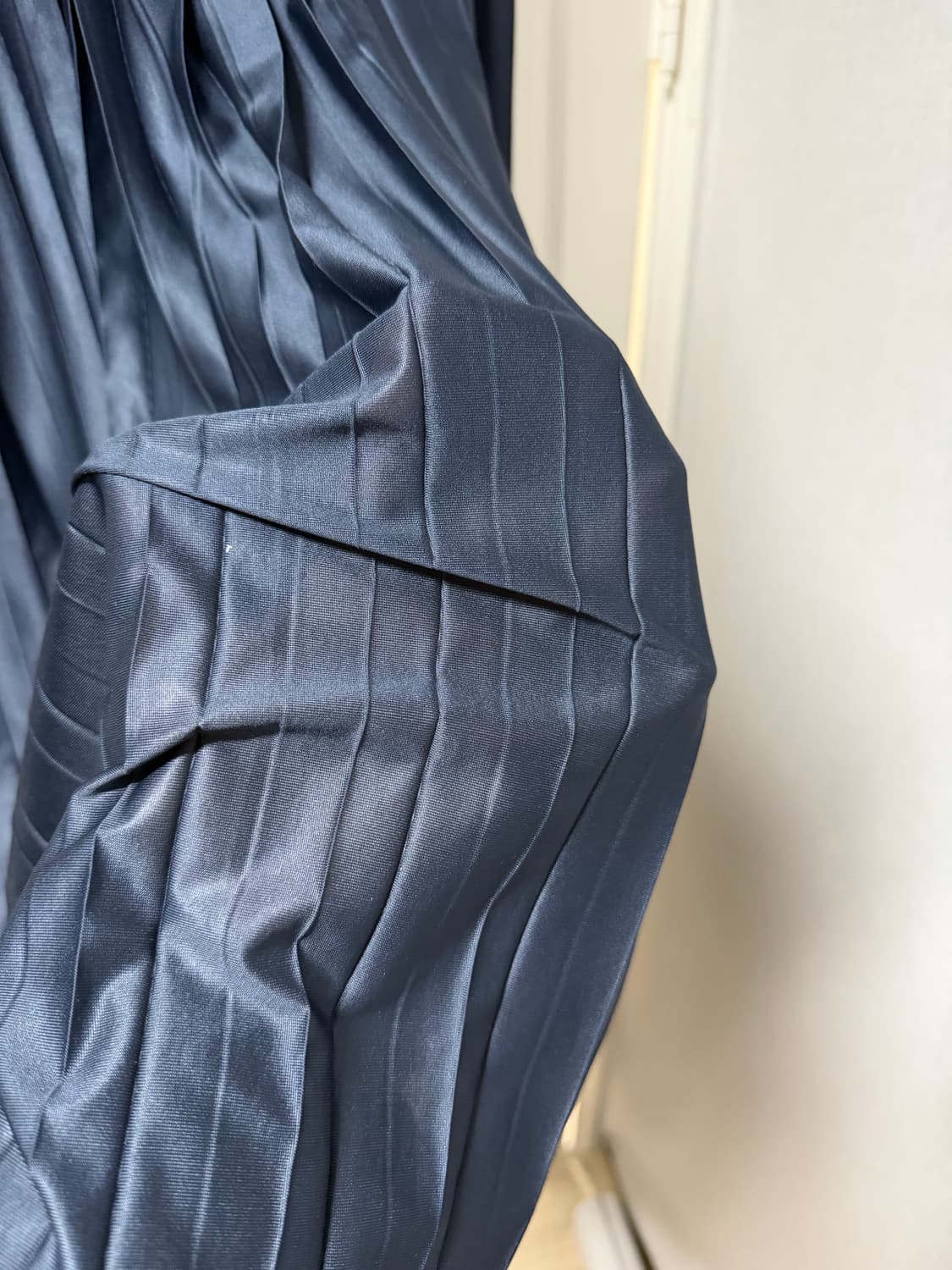 아르켓 arket 네이비 플리츠 원피스 상품이미지3