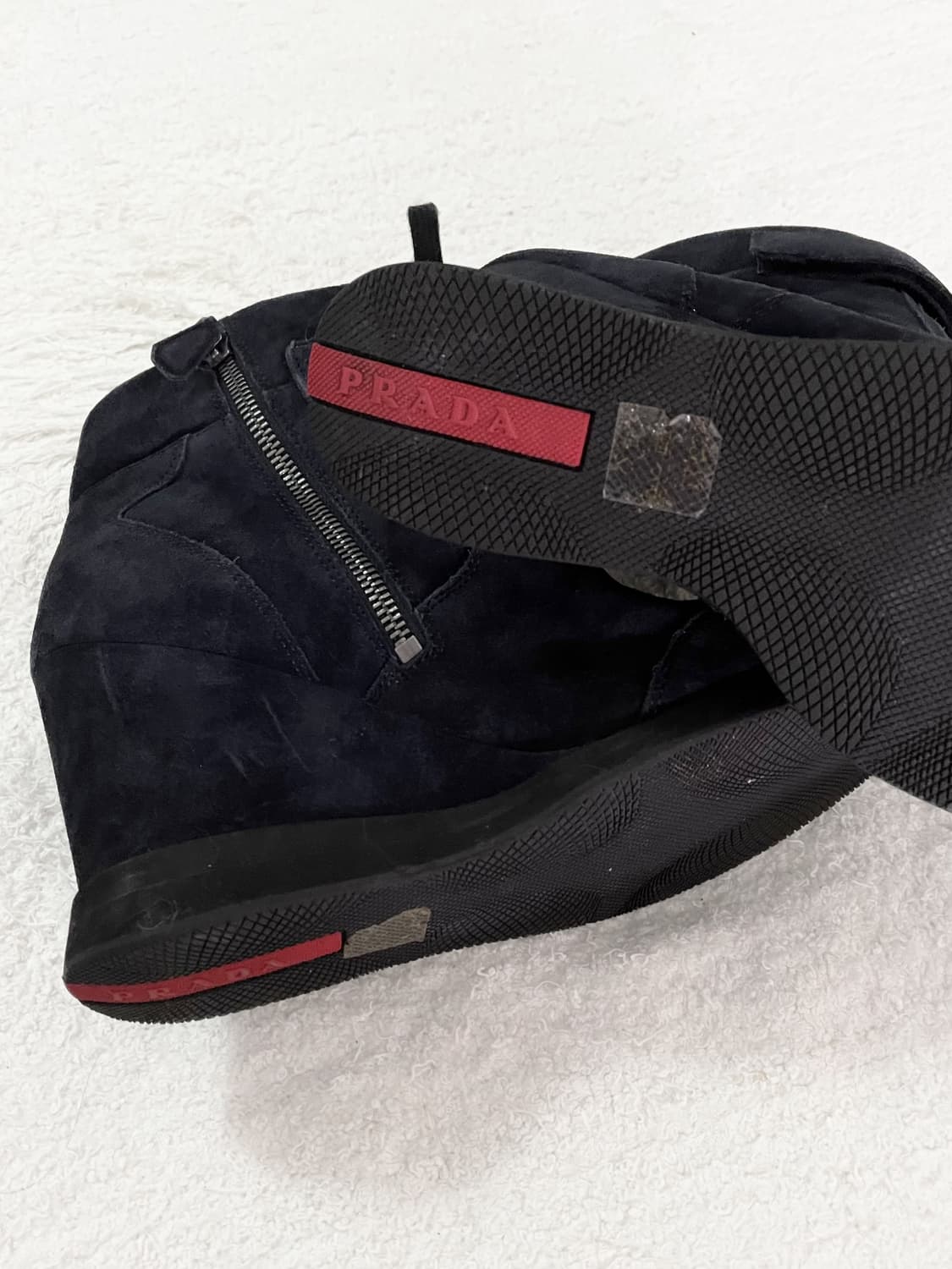 프라다 스웨이드 하이탑 상품이미지5