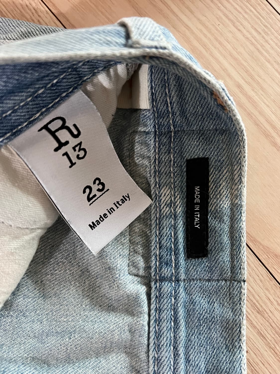R13 데님 쇼츠 25SS 상품이미지4