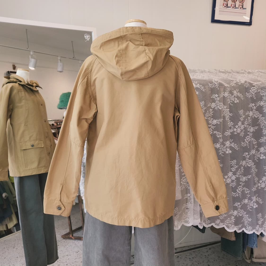 Male&co 머스터드베이지 윈드자켓 상품이미지9