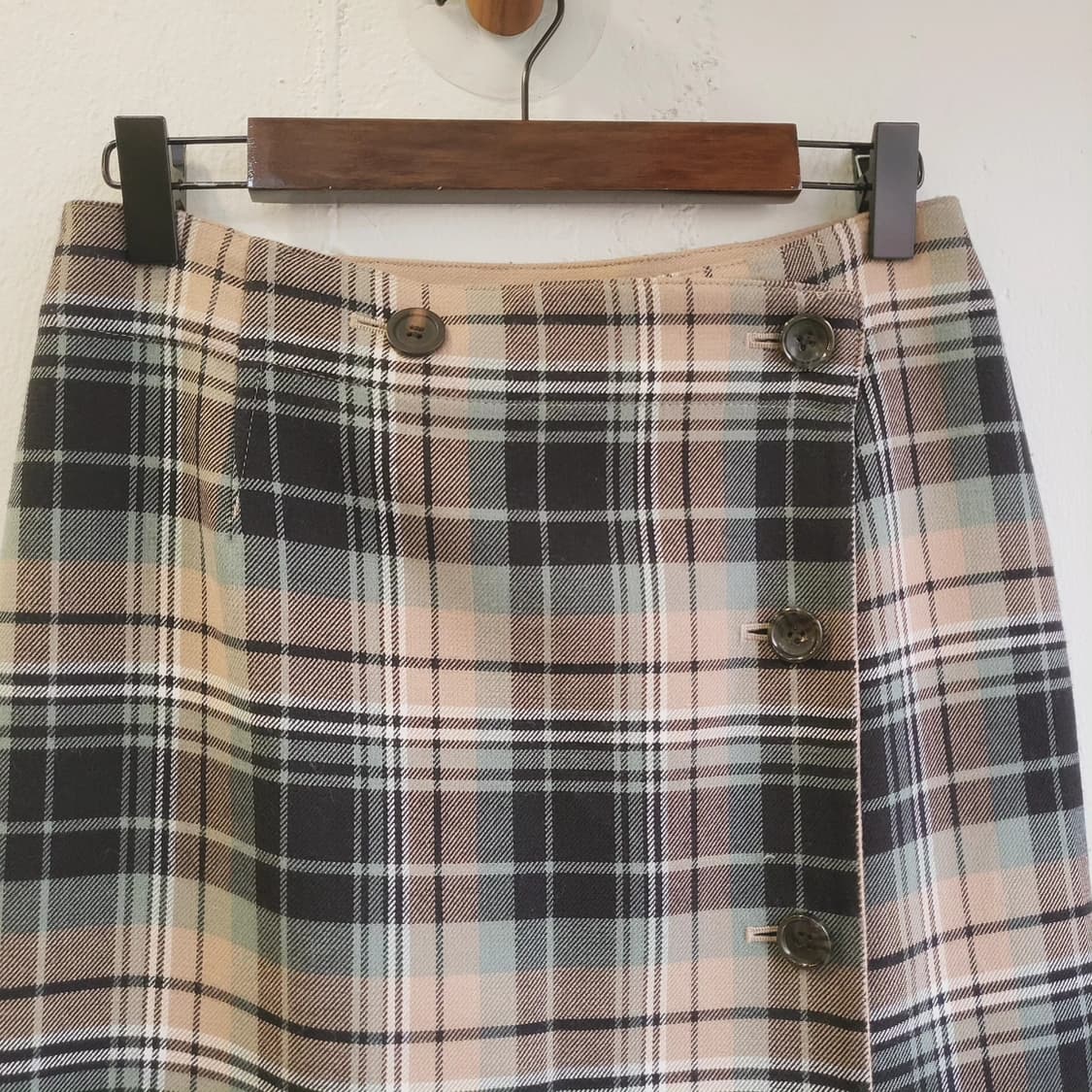 내츄럴뷰티베이직 체크 랩스커트 상품이미지4