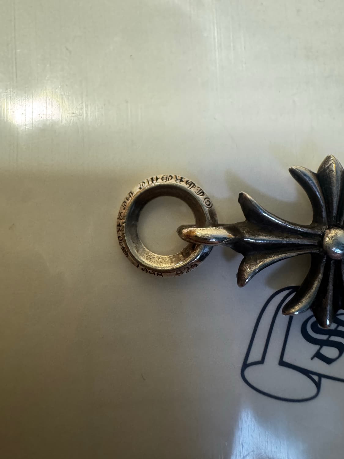 크롬하츠 타이니 크로스 펜던트 상품이미지4