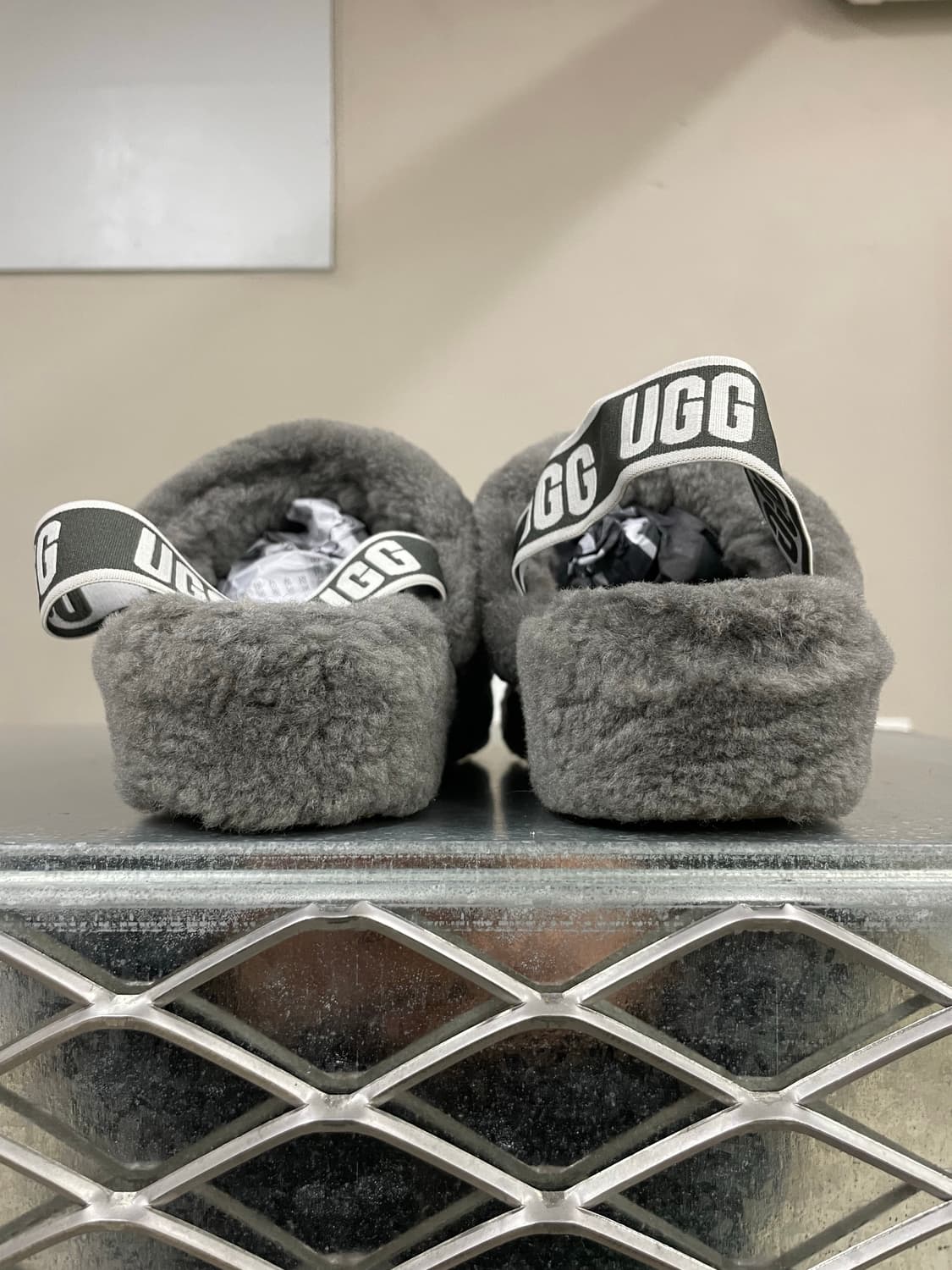 어그 플러프 예 슬라이드 240 상품이미지3