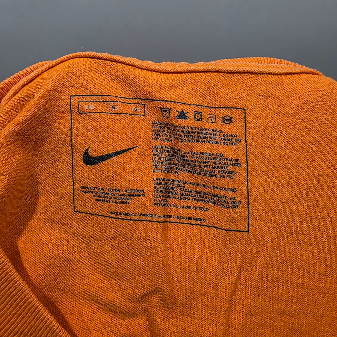 나이키(NIKE) 정품 레트로 로고 반팔 티셔츠 상품이미지5